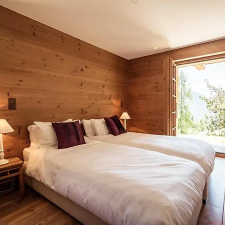 Chalet With Stunning Mountain Views In فيربير