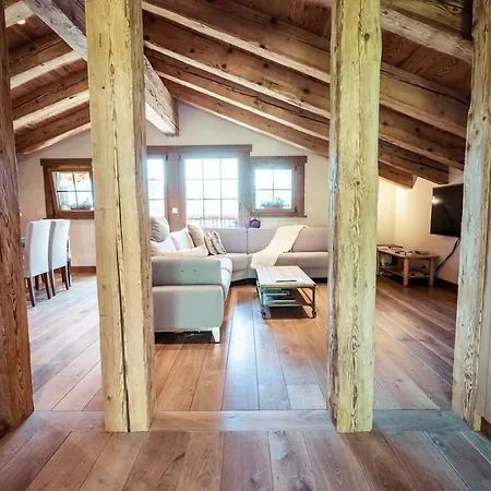 Chalet With Stunning Mountain Views In *