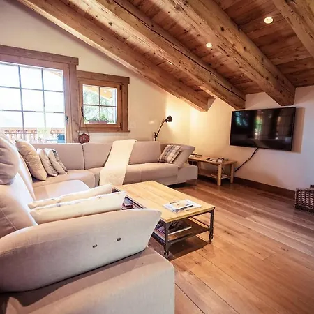 Chalet With Stunning Mountain Views In *