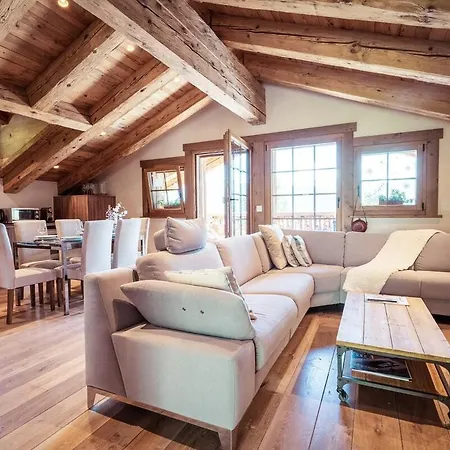 Chalet With Stunning Mountain Views In * ヴェルビエール