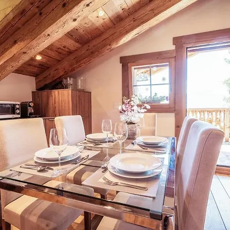 Chalet With Stunning Mountain Views In シャレー *
