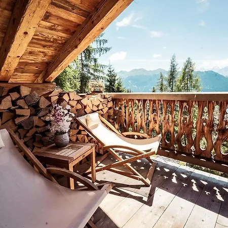 Chalet With Stunning Mountain Views In シャレー ヴェルビエール